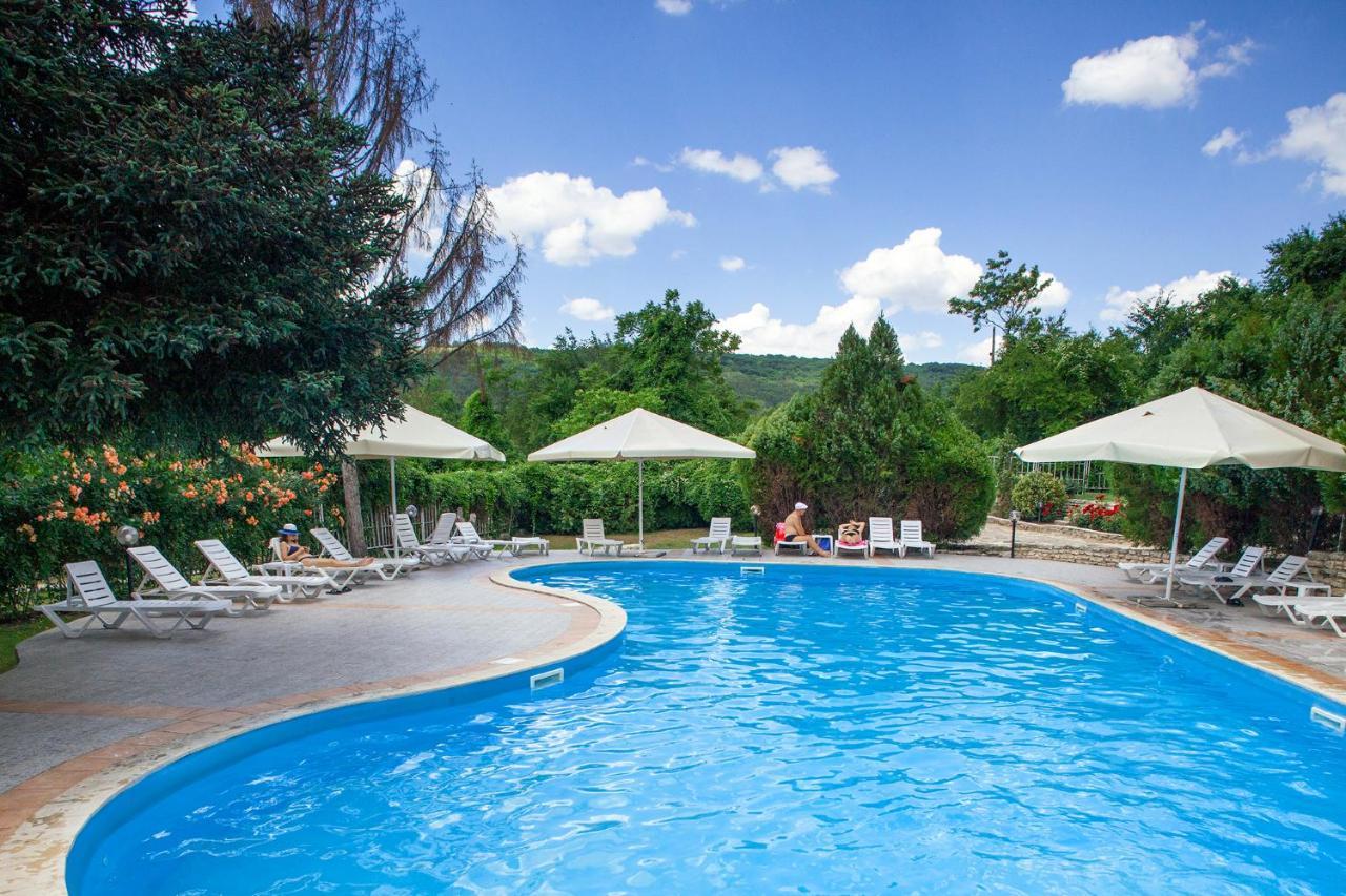 Hotel Naslada Balchik Exterior photo