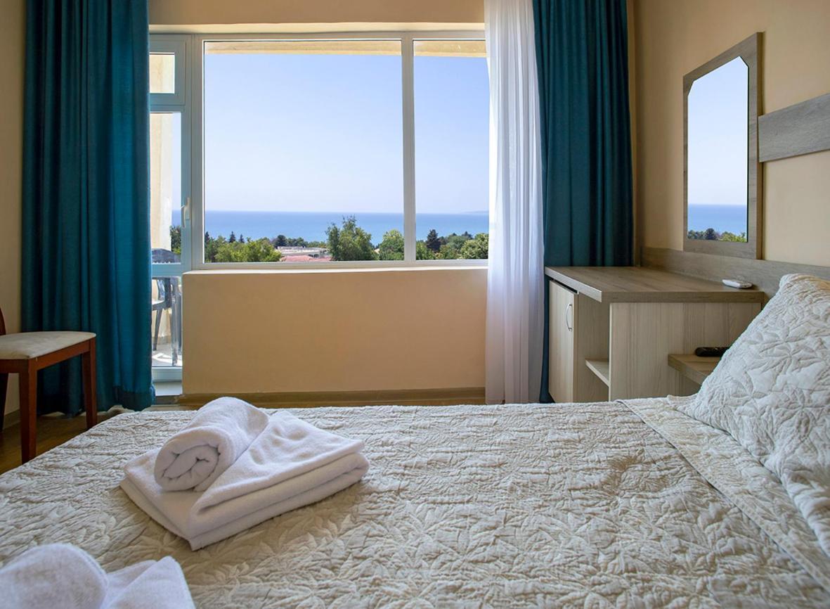 Hotel Naslada Balchik Exterior photo